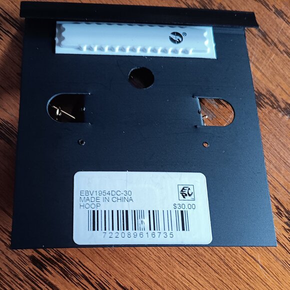 *Price Drop* New belk SILVERWORKS Patterned Hoop Earrings - Picture 4 of 5